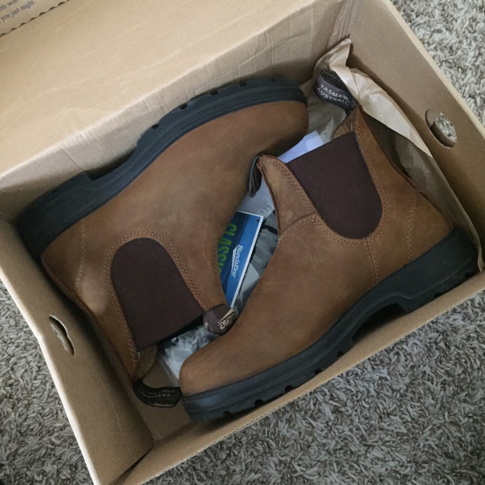 Blundstone Chelsea Boots Size 7.5 Crazy Horse NEW